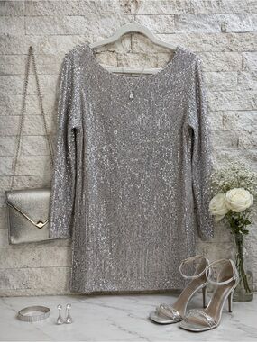 Ardene Sequin Long Sleeve‎ Shift Dress in Champagne L